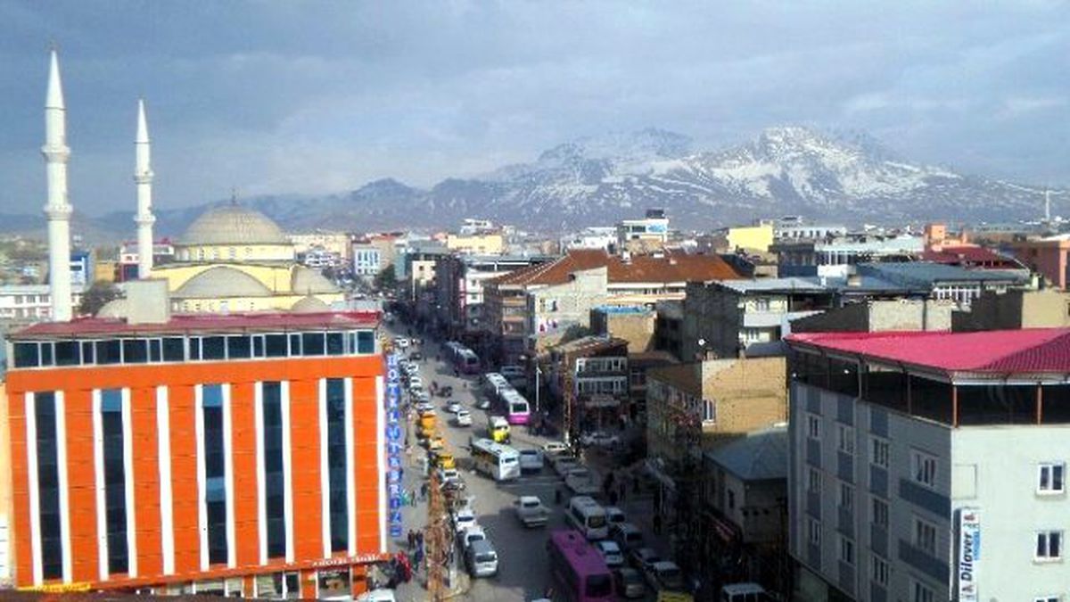 Van\'da Sela Okundu