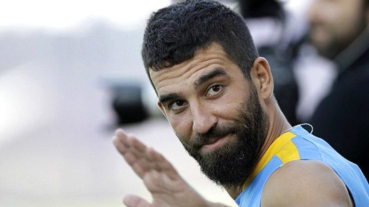 Barcelona, 24 Milyon Euro'ya Arda Turan'ı Bırakacak