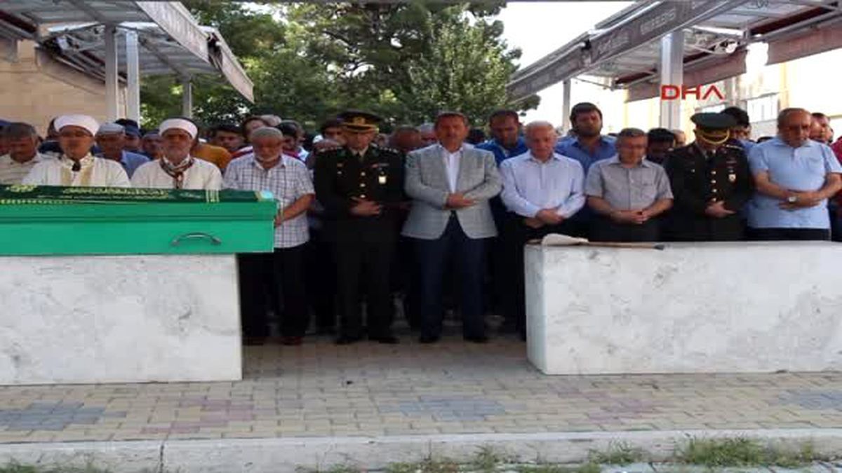 Burdur'da Şehitler İçin Gıyabi Cenaze Namazı