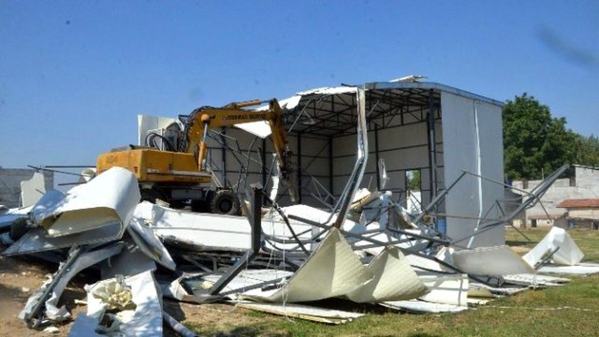 Kaçak Depo Yıkıldı