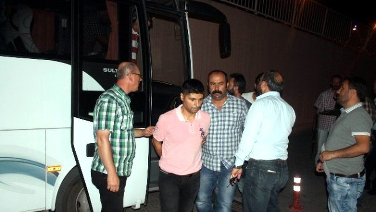 Kayseri\'de 6 Asker Daha Gözaltına Alındı