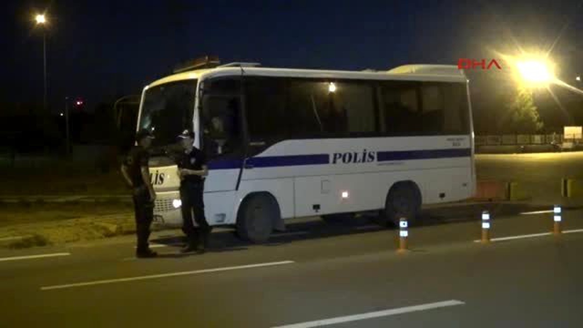 Kayseri Polis, 12.hava Üs Komutanlığı ile 2. Hava İkmal ve Bakım Merkezi Komutanlığında Arama Yaptı