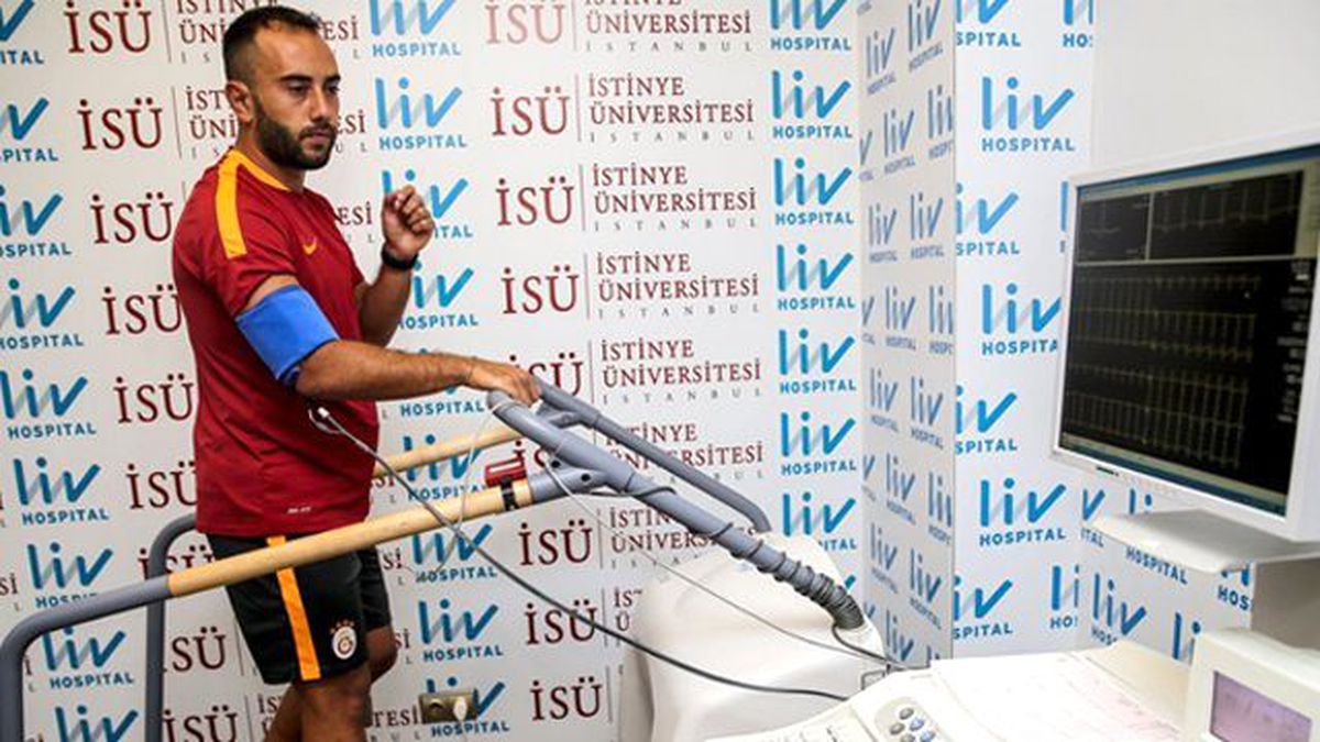 Kilolu Diye Tepki Gösterilen Olcan Adın, Maçtan Sonra Formasını Çıkardı