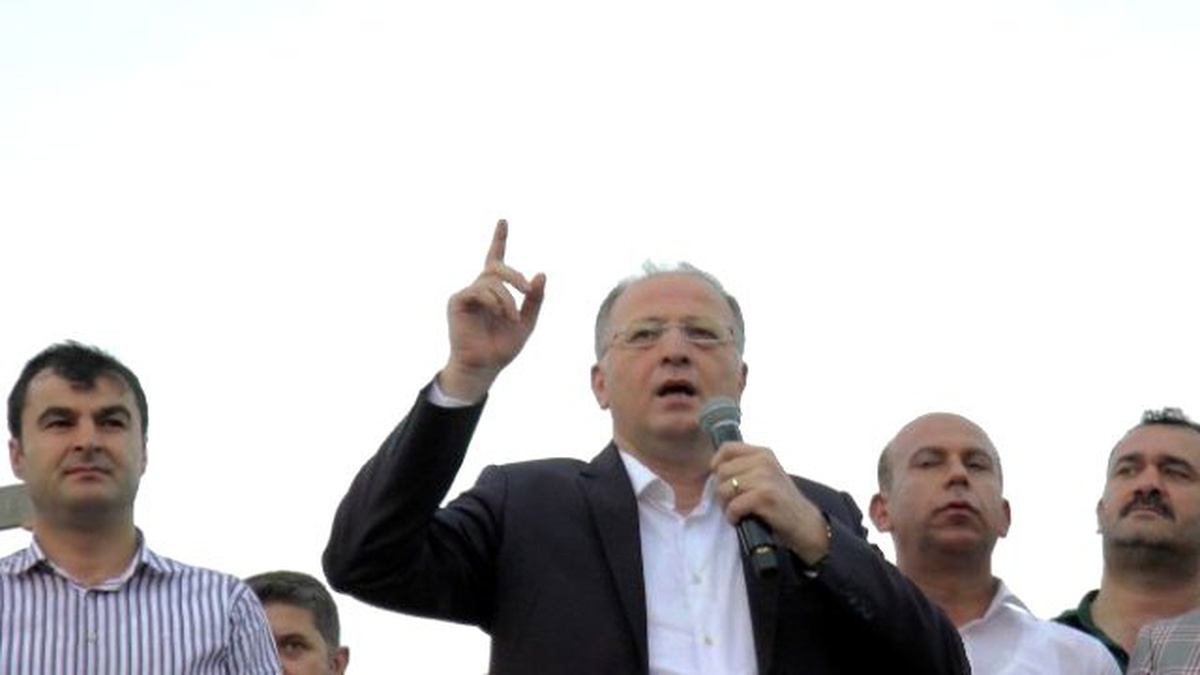 Milletvekili Koçer: "Tehlike Hala Geçmedi Meydanlardayız"