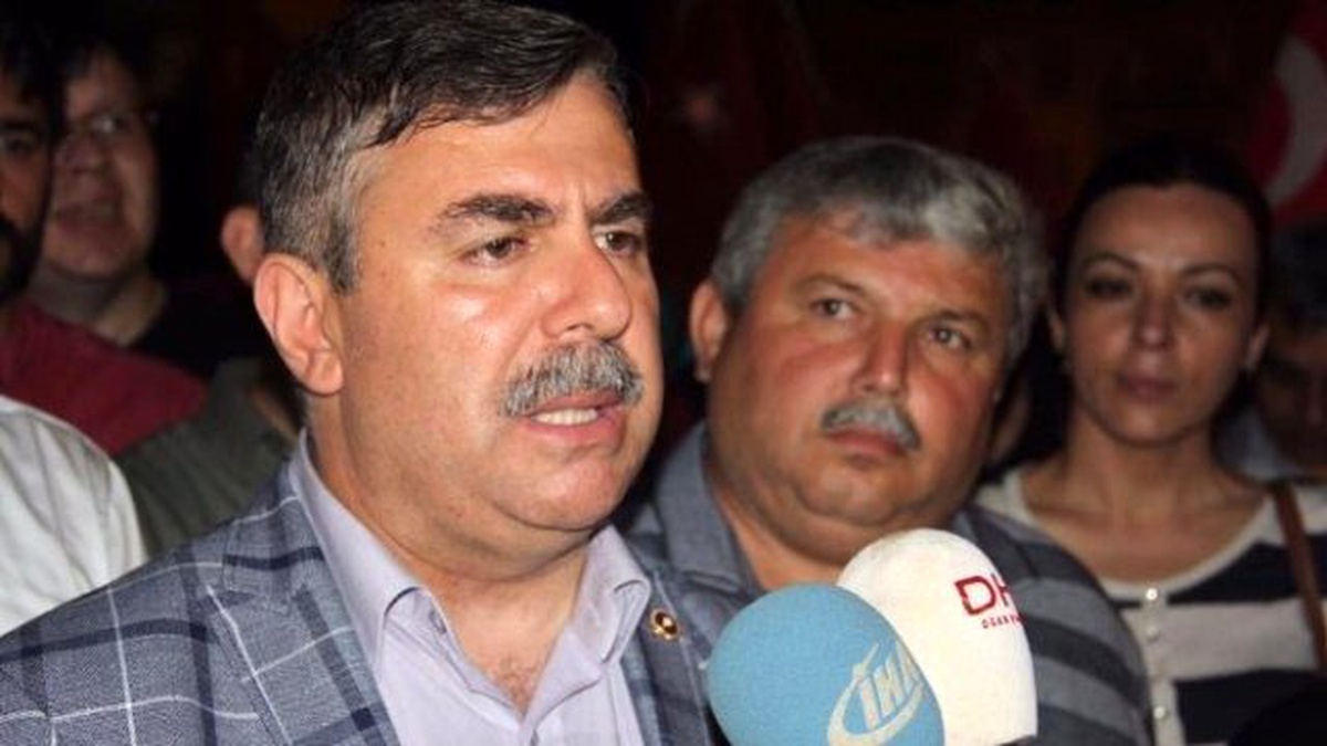 Nazım Maviş: "Tbmm\'de Sabaha Kadar Nöbet Tuttuk"