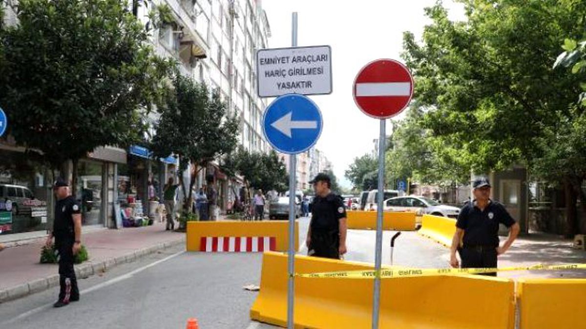 Samsun\'da 2 Vali Yardımcısı, 71 Emniyet, 3 Jandarma Mensubu Açığa Alındı