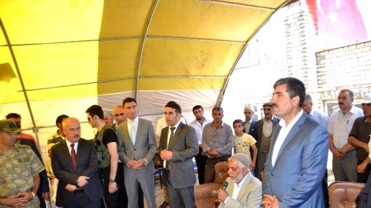 Şehitler İçin Taziye Çadırı Kuruldu