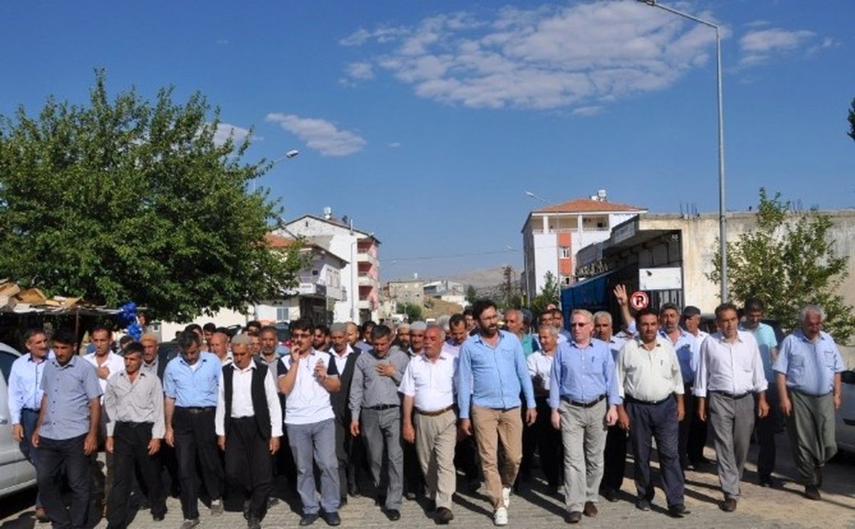 Sincik\'te Darbe Girişimine Tepkiler Devam Ediyor