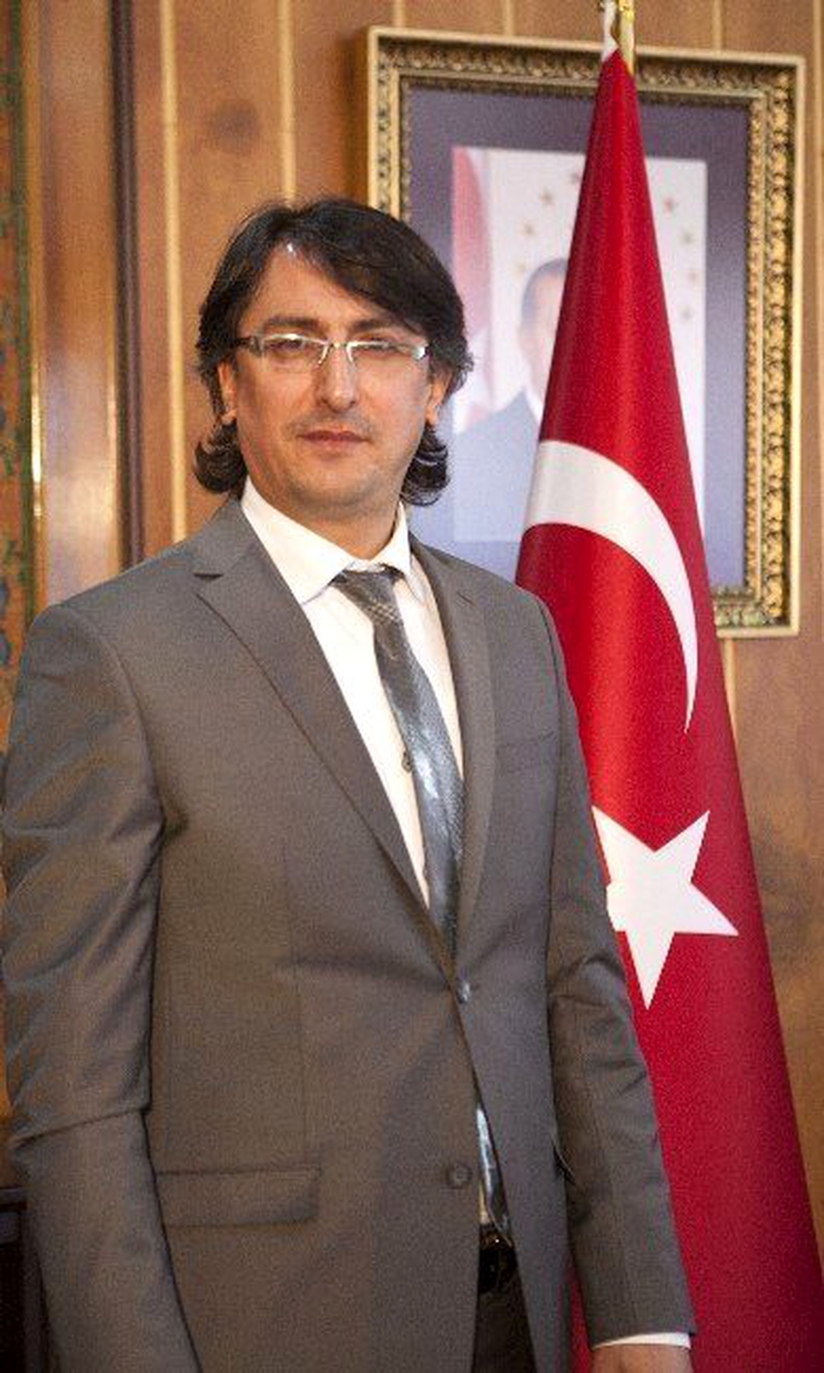 Usap Başkanı Aydemir\'den Sanat Kurumlarına Telin Çağrısı