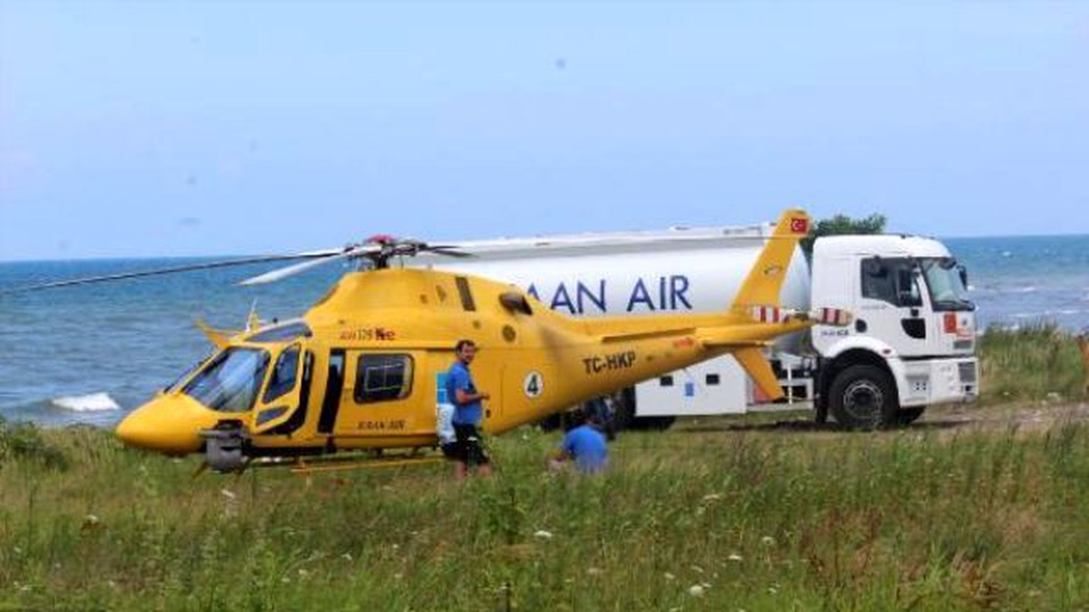 Yakıtı Azalan Helikopter Mecburi İniş Yaptı