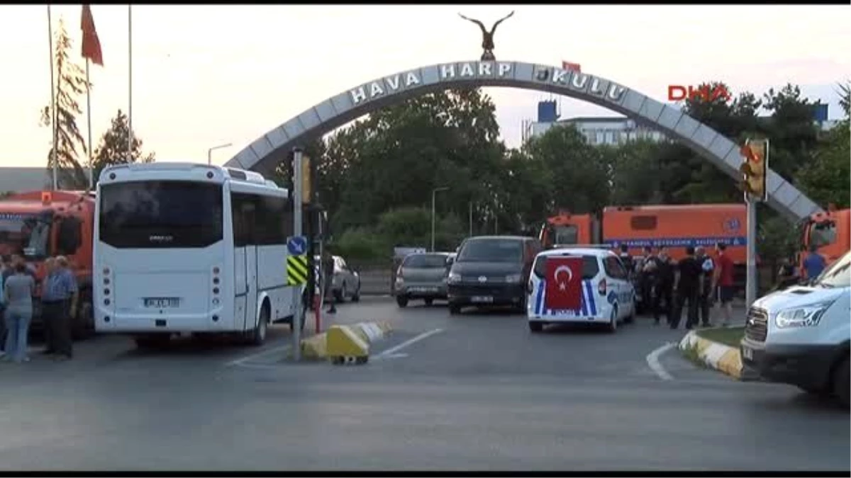 Yeşilköydeki Hava Harp Okuluna Özel Hareket Timleri Girdi