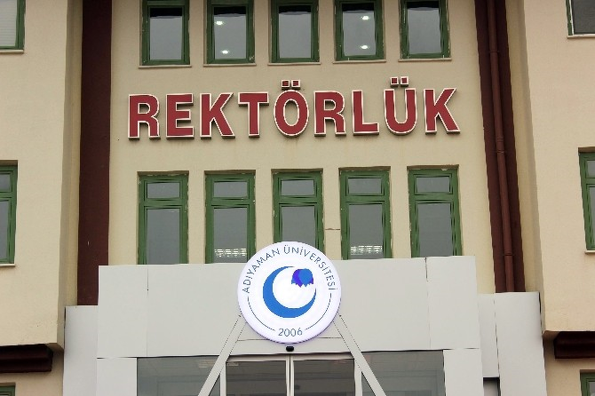 Adıyaman Ünivesitesi\'nde 13 Dekan İstifasını Verdi
