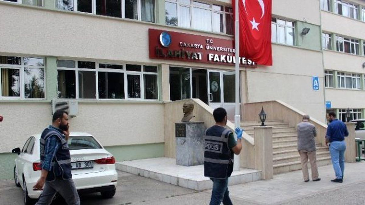 Akıncı Hava Üssü'nde Yakalanan İlahiyatçı Öğretim Üyesine Gözaltı