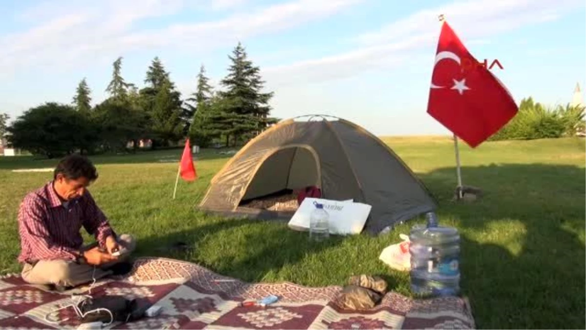 Atatürk Havalimanı Girişinde Çadırlı Nöbet