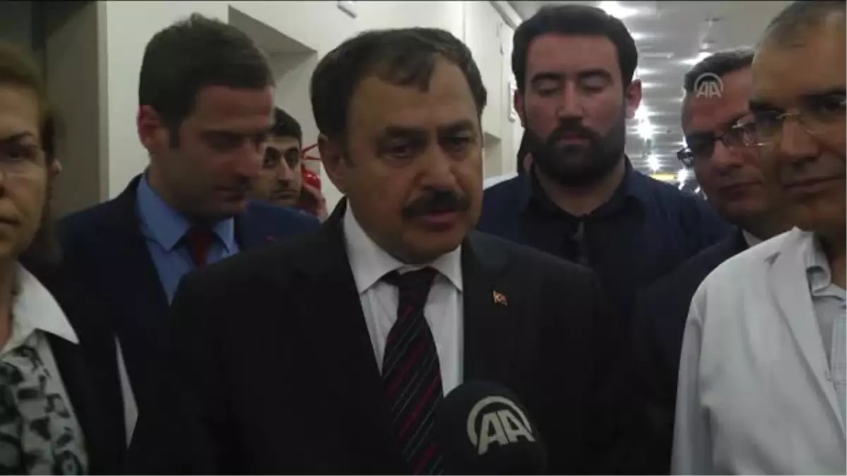 Bakan Eroğlu, Yaralıları Ziyaret Etti (2)