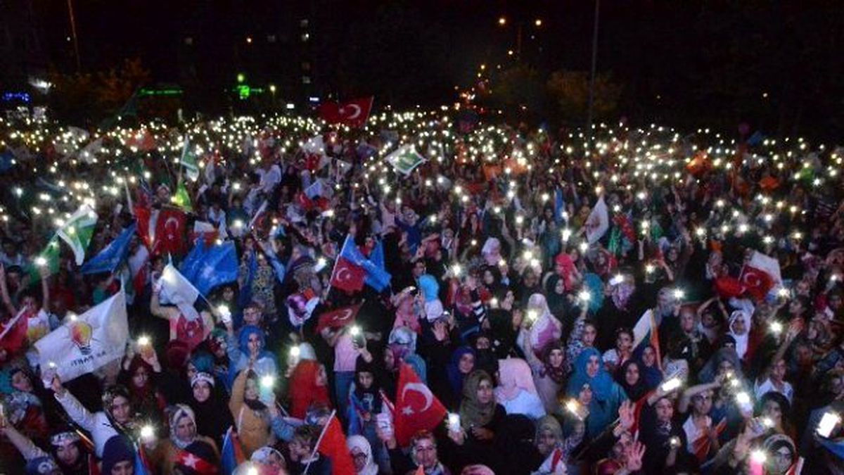 Batman\'da Demokrasi Nöbeti Devam Ediyor