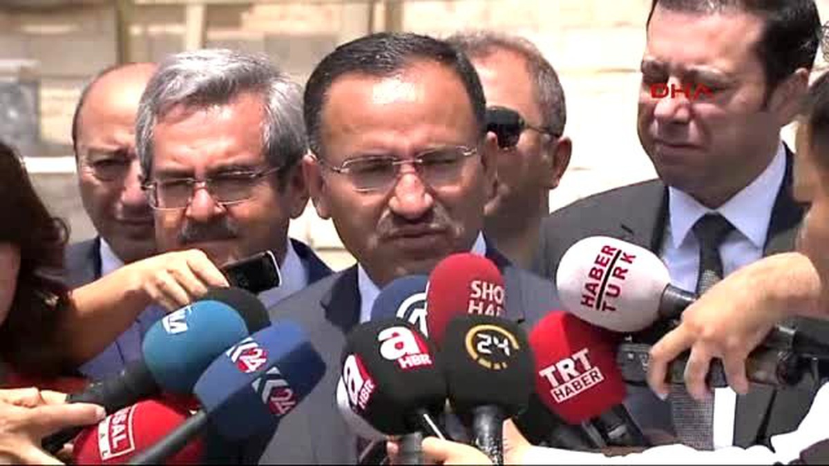 Bozdağ- Rus Uçağı Düşüren Pilotların Gözaltında Olduğuna Dair Haberler Teyit Edilmiş Değil