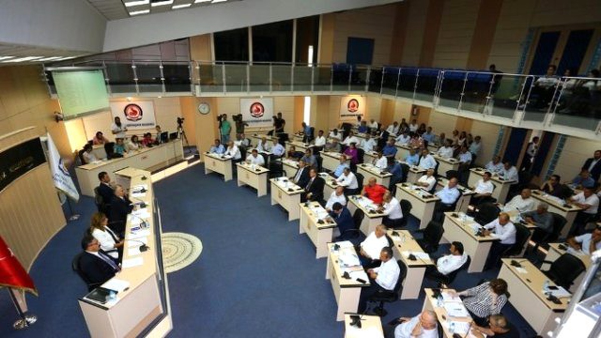 Büyükşehir\'den 3 Bin Öğrenciye Öğrenim Yardımı