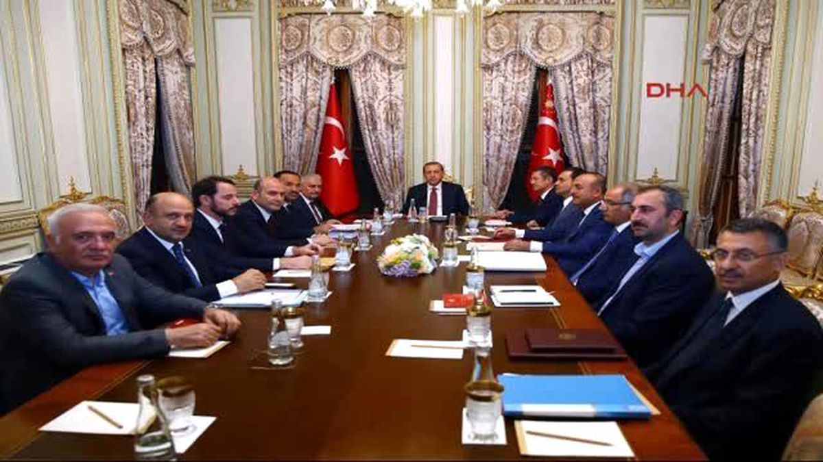 Cumhurbaşkanı Erdoğan Başbakan ve Bakanlarla 4 Saat Görüştü