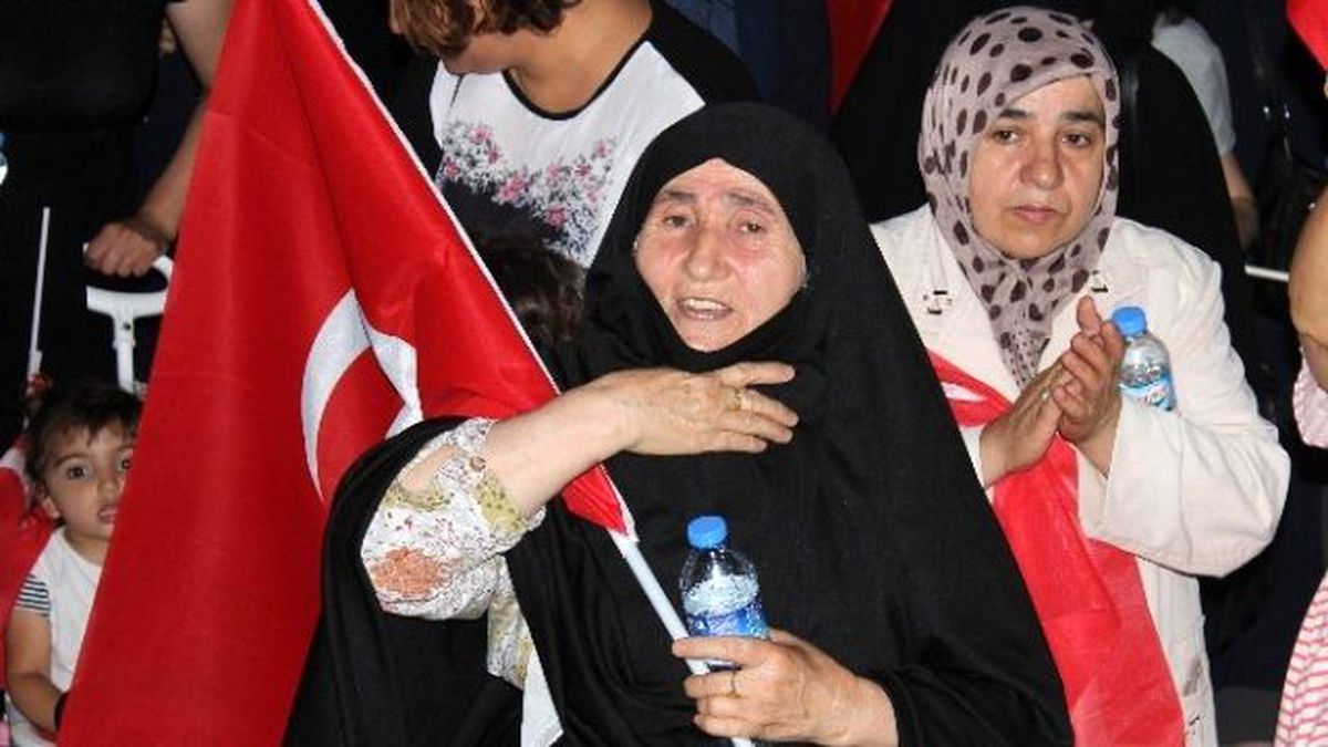 Demokrasi Nöbeti 4. Gününde