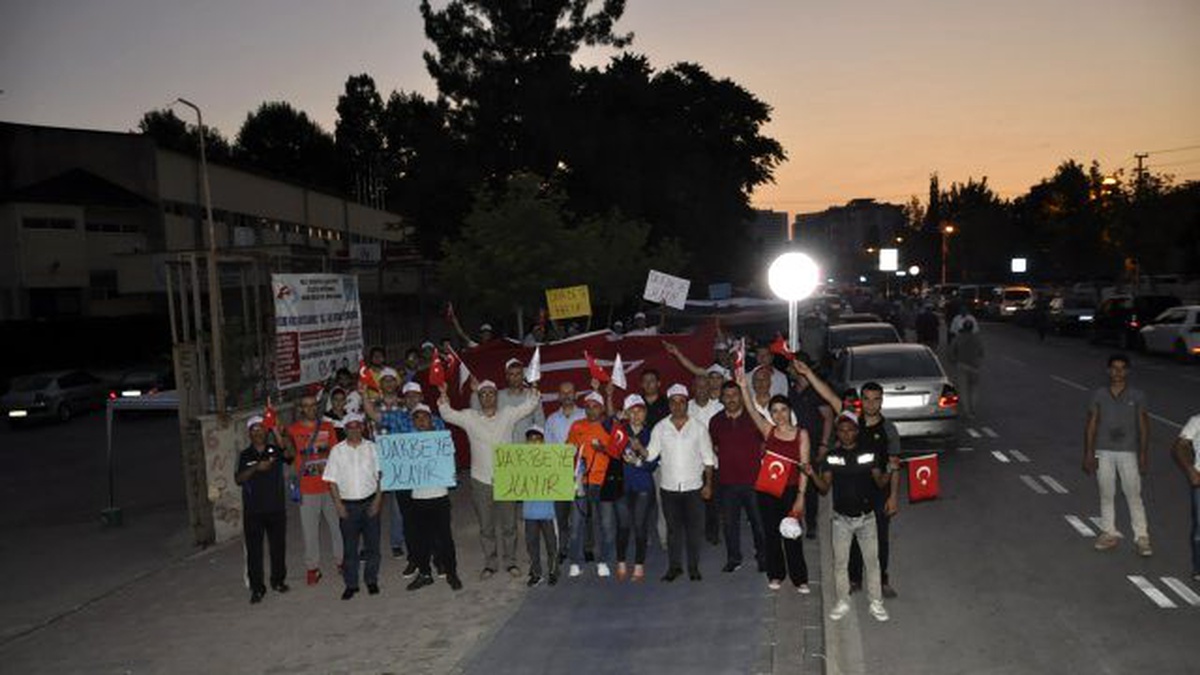 Gençlik Spor\'dan Darbeye Tepki