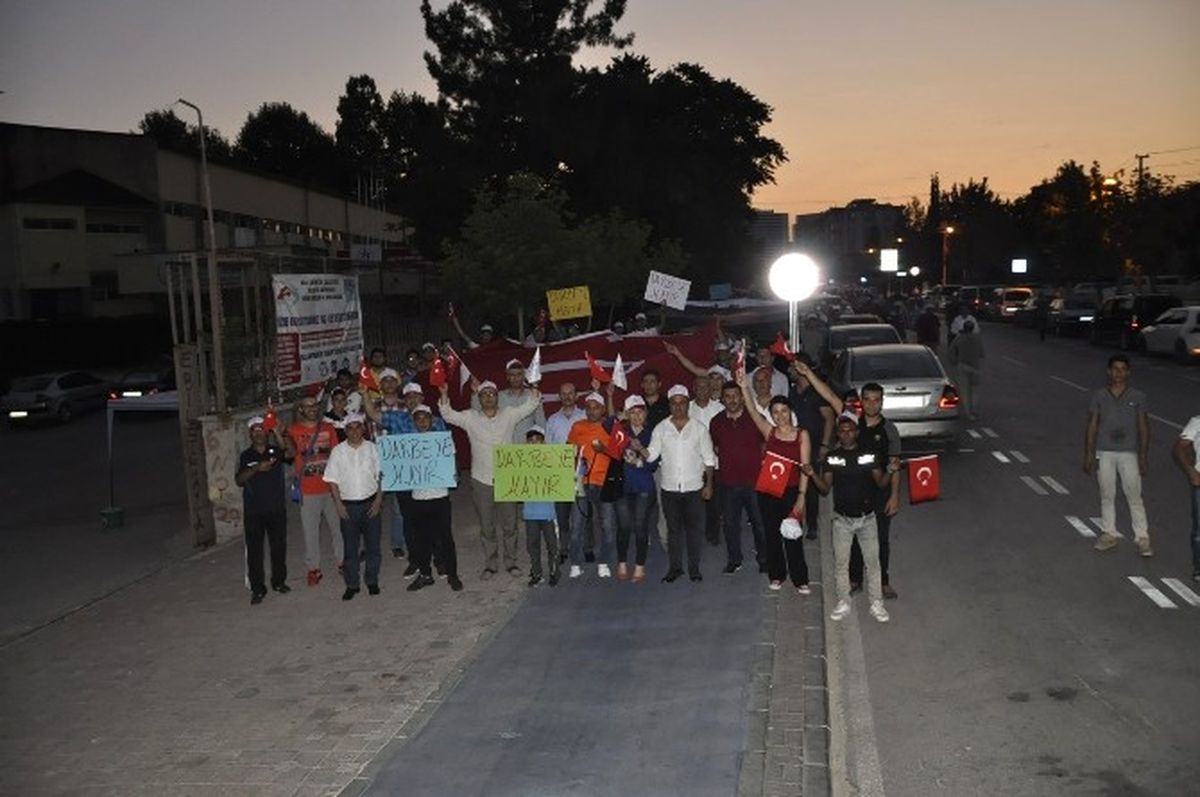 Gençlik Spor\'dan Darbeye Tepki
