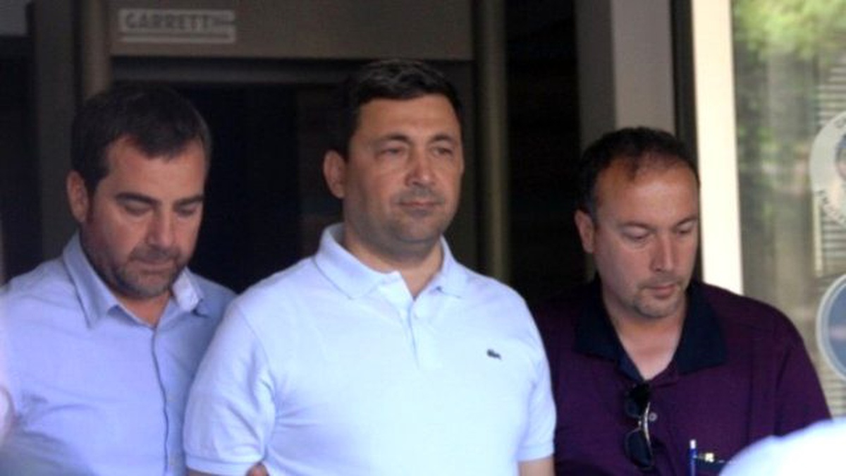 Gözaltına Alınan Tuğamiral Adliyeye Sevk Edildi