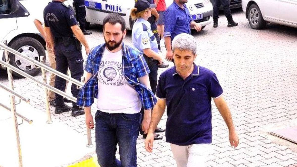 Gözaltındaki 9 Hakim ve Savcı Adliyeye Sevk Edildi