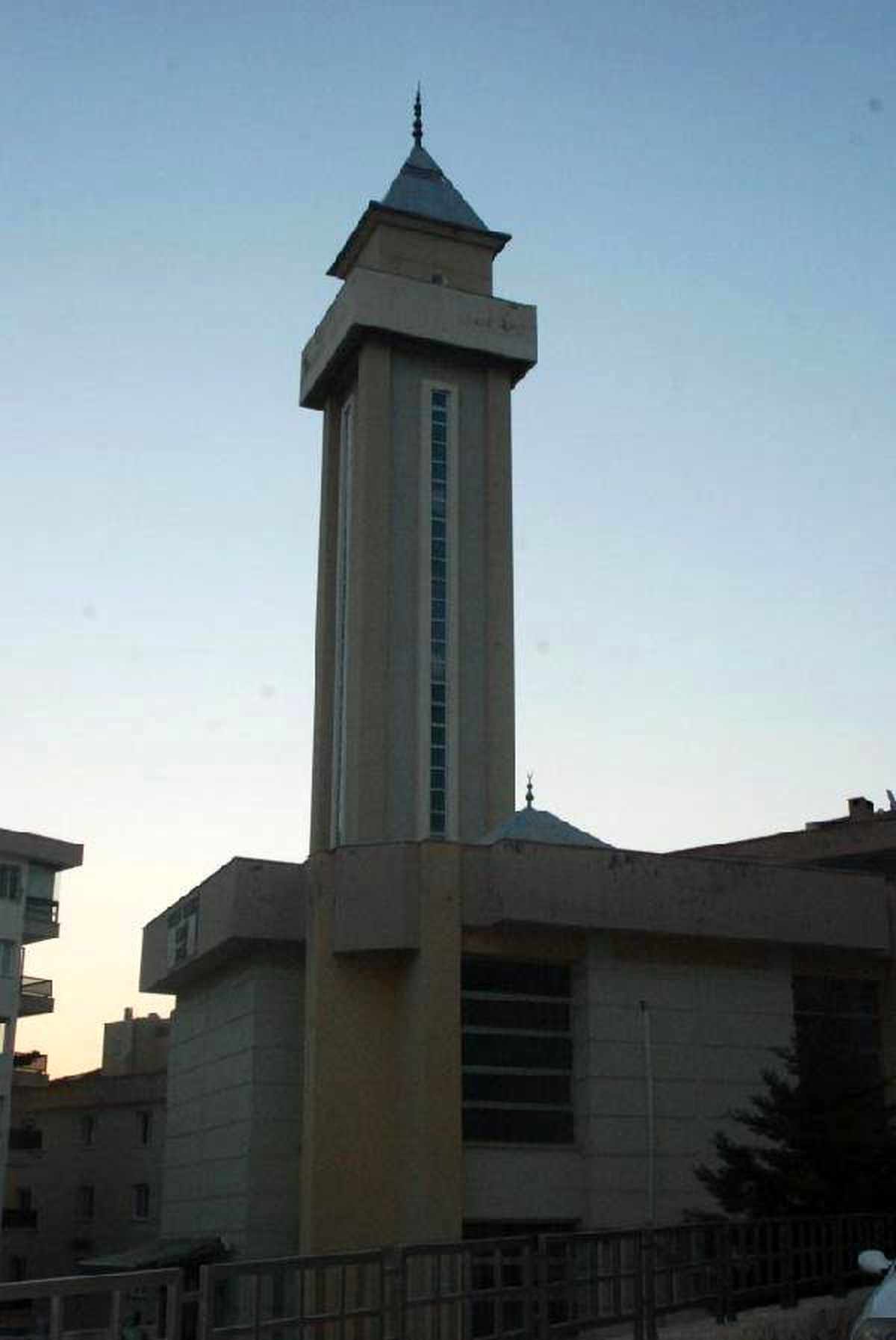 Müezzin ve İmamı Dövenler Yakalandı