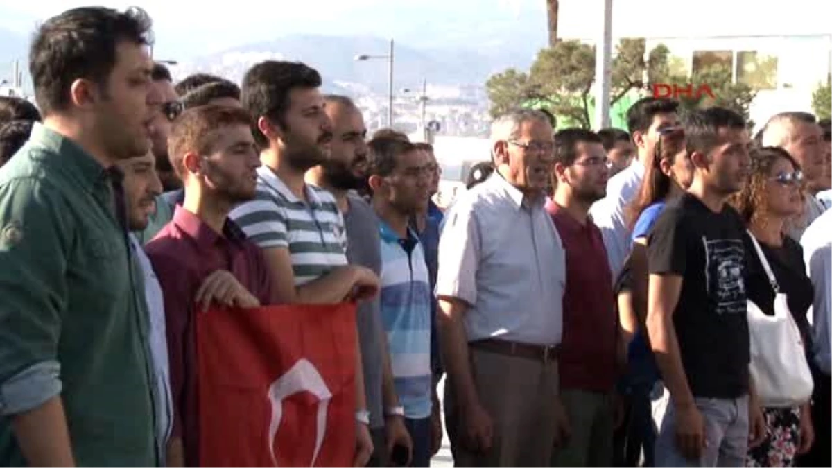 İzmir Genç Siyasetçiler, Darbe Girişimine Karşı Birleşti