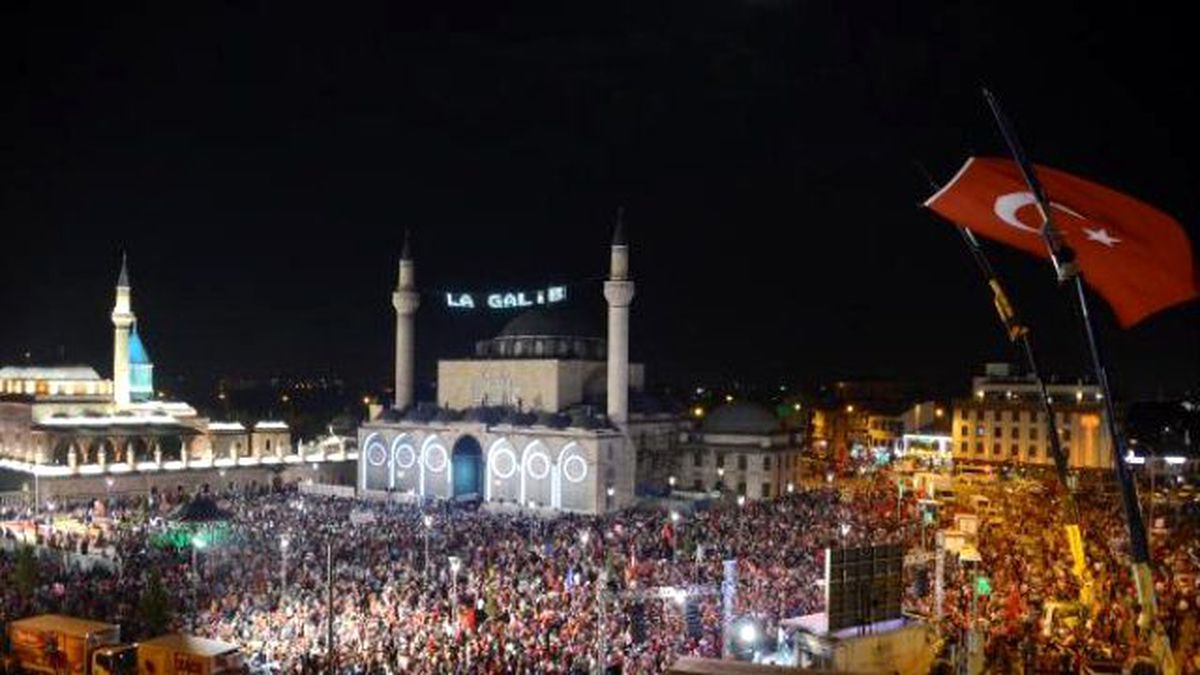 Konya\'da \'Demokrasi Nöbeti\'