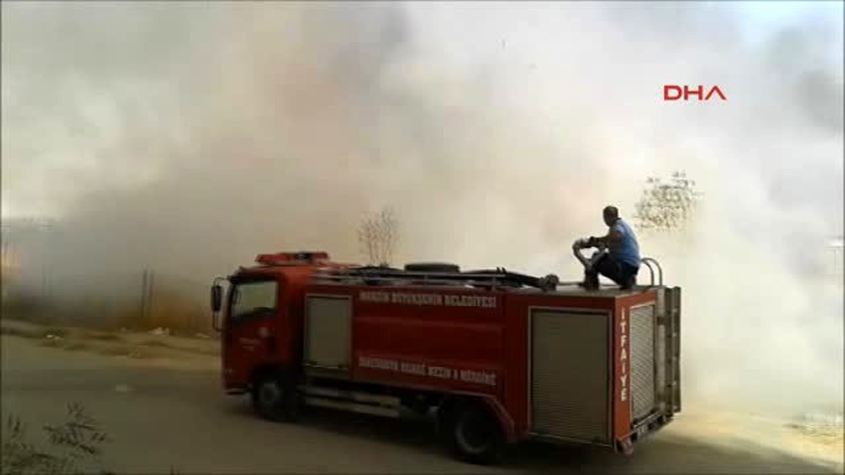 Mardin Suriye Sınırındaki Mayınlı Bölgede Yangın