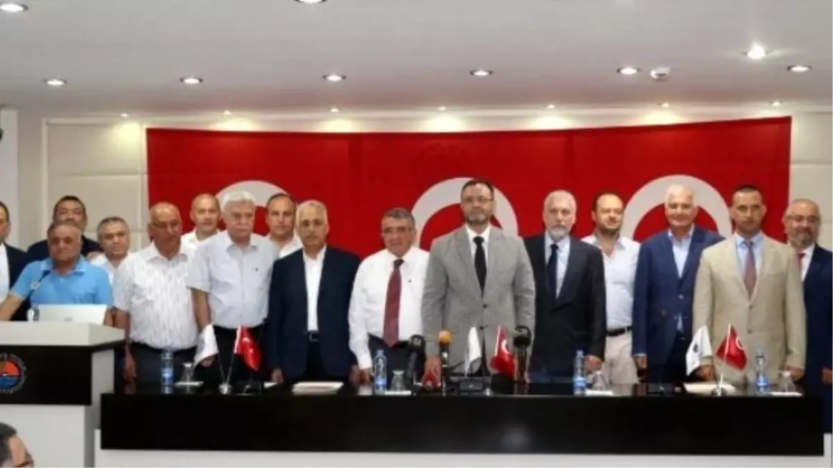 Mersin İş Dünyası Demokrasiye Sahip Çıktı