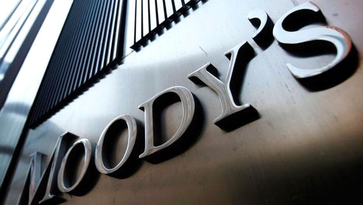Moody\'s Türkiye\'yi Not İndirimi İçin Gözden Geçirmeye Aldı