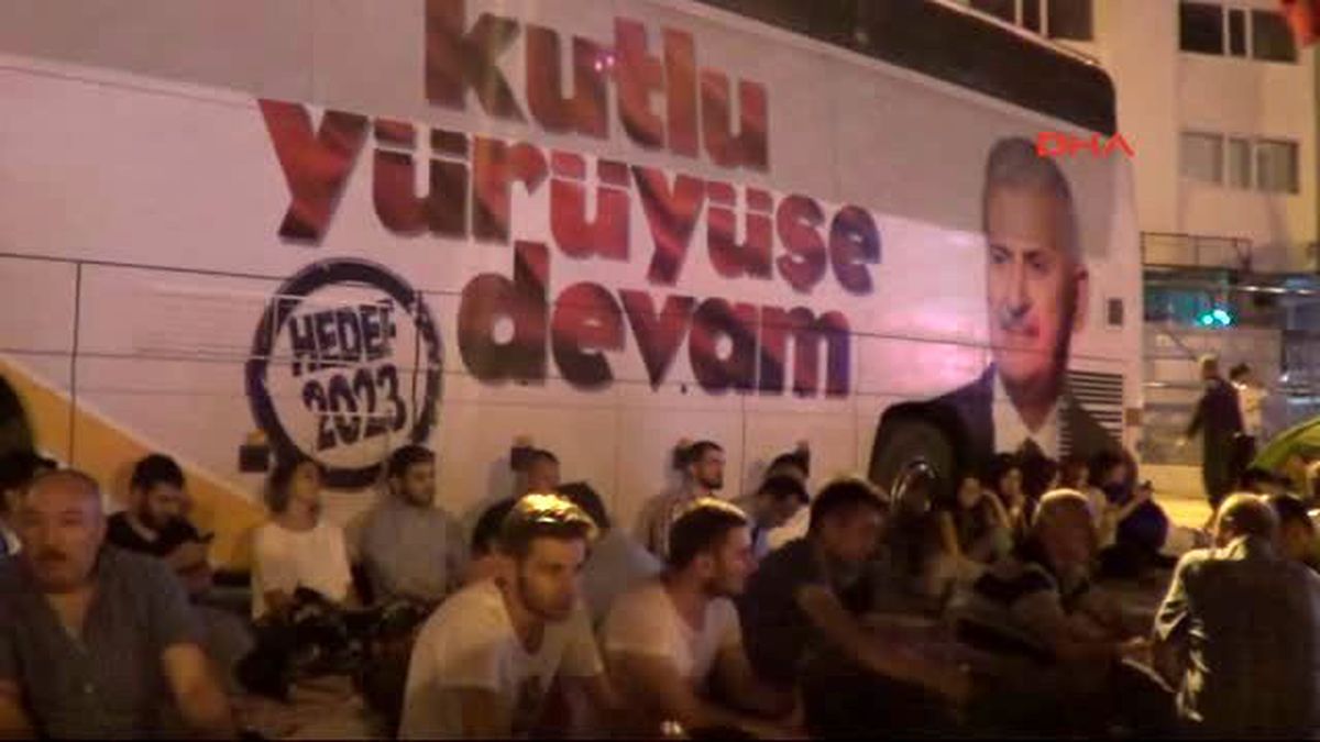Samsunlular Demokrasi Nöbeti Tutmaya Devam Etti
