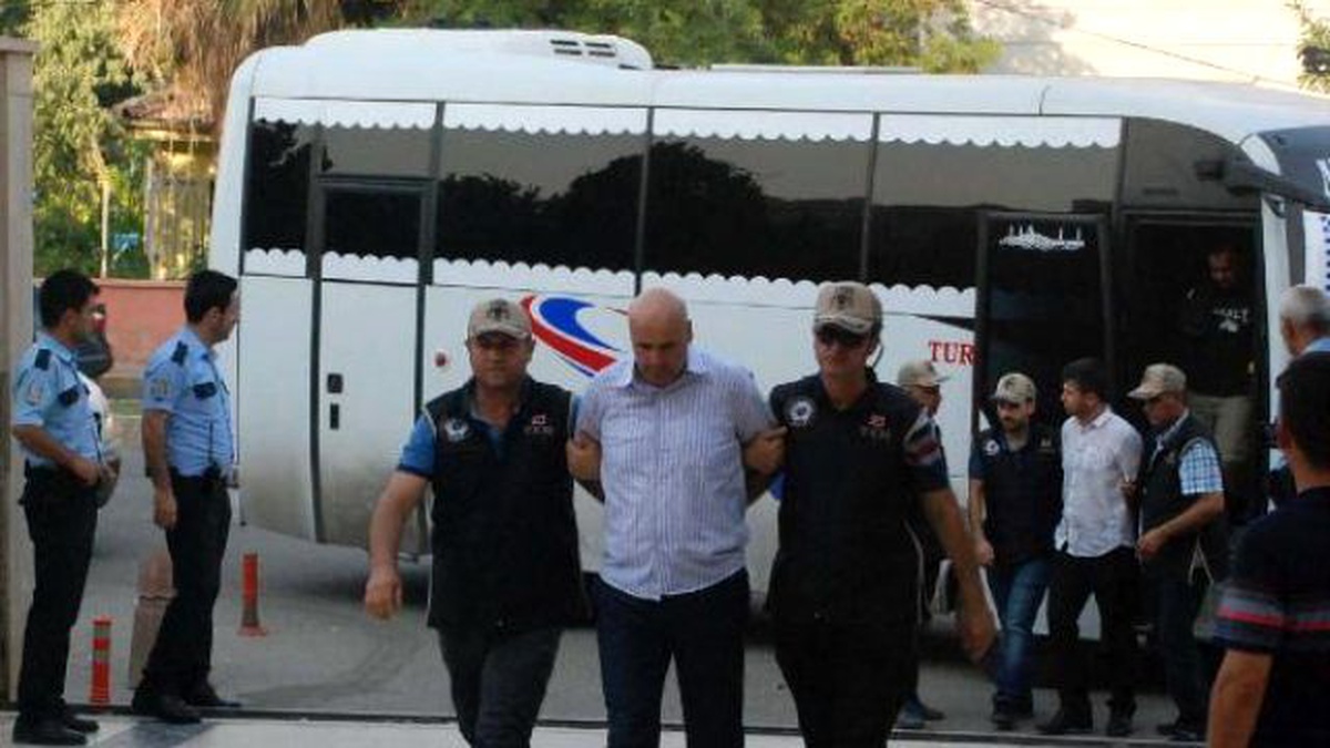 Şanlıurfa\'da Tuğgeneral Alpcan Tutuklandı
