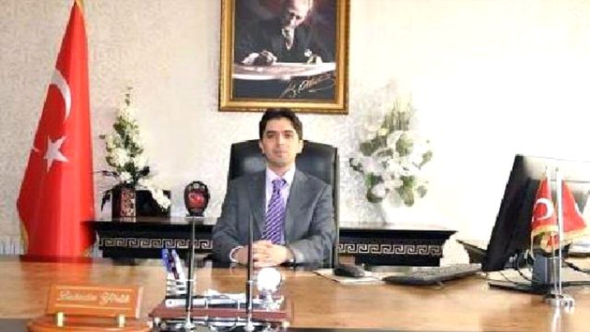 Siirt Vali Yardımcısı Yörük Açığa Alındı, Batman\'da 9 Hakim ve Savcı Tutuklandı