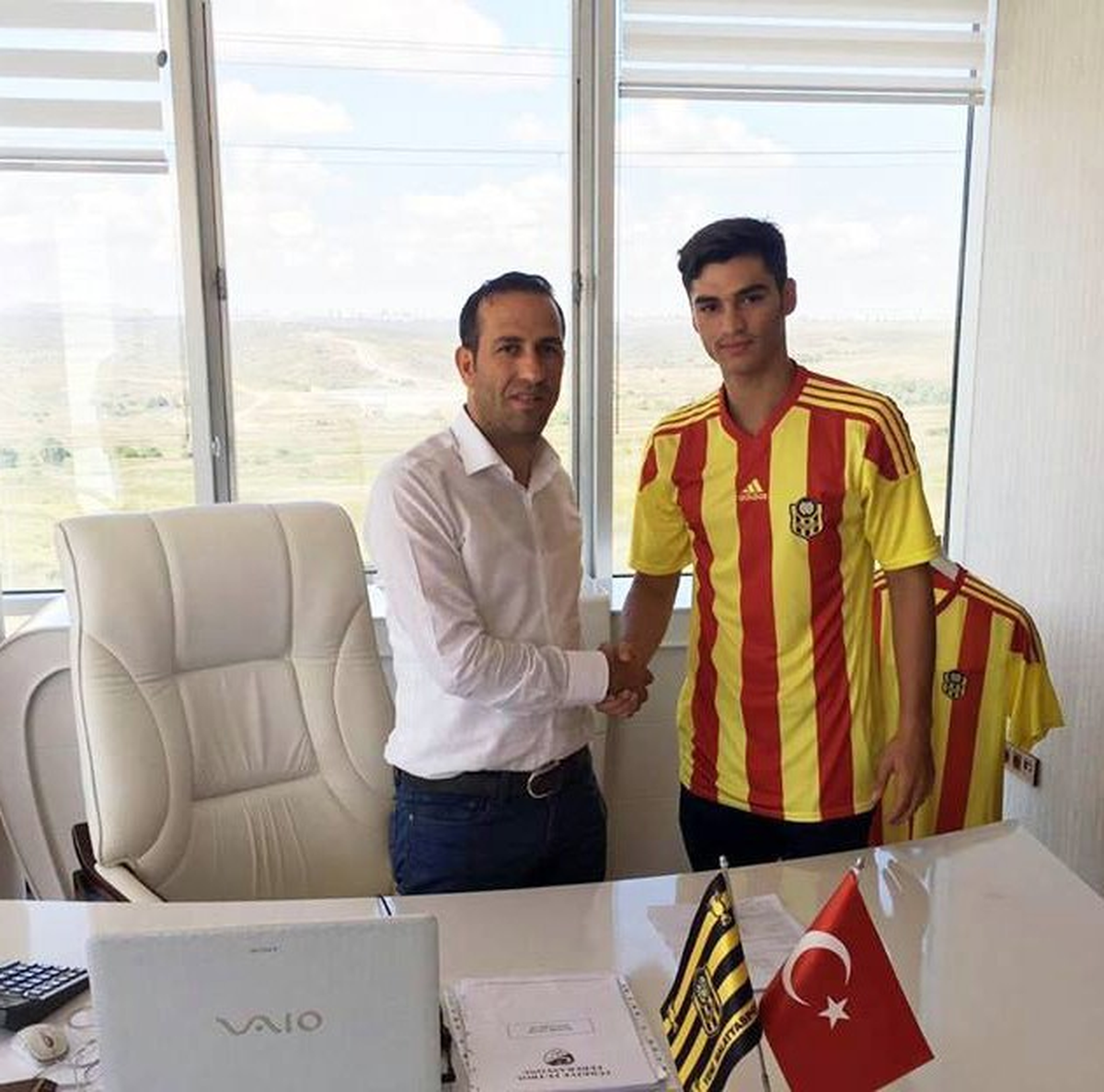 Yeni Malatyaspor, Yıldız Transferler Peşinde
