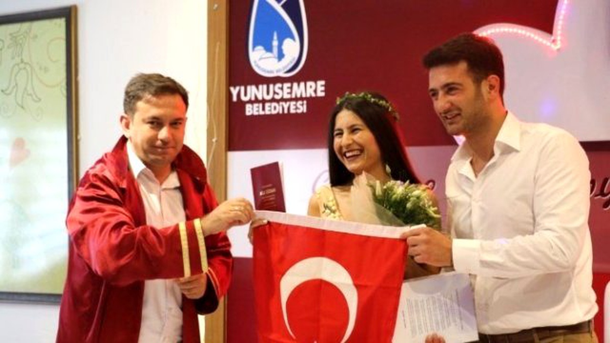 Yunusemre\'de Nikah Sayıları Bayramla Birlikte Arttı