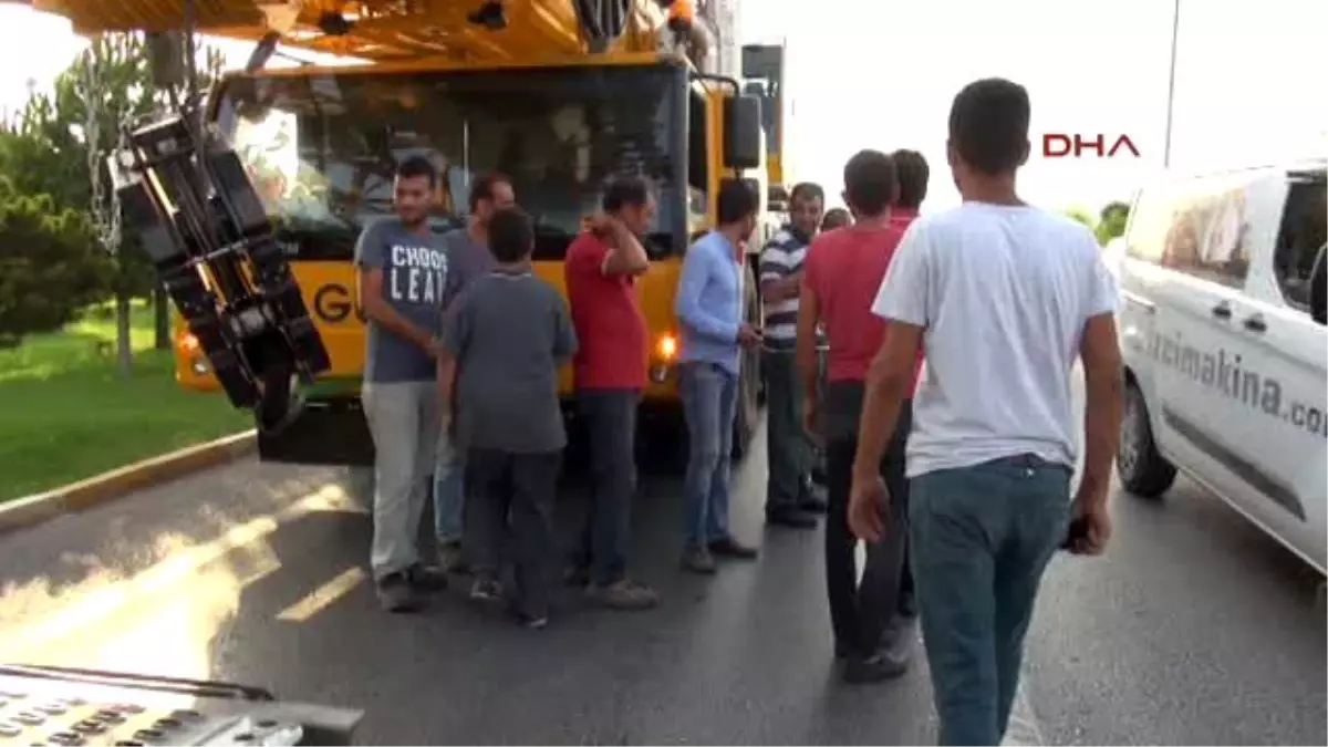 Antalya Vinçlerle Darbe Girişimini Protesto Ettiler