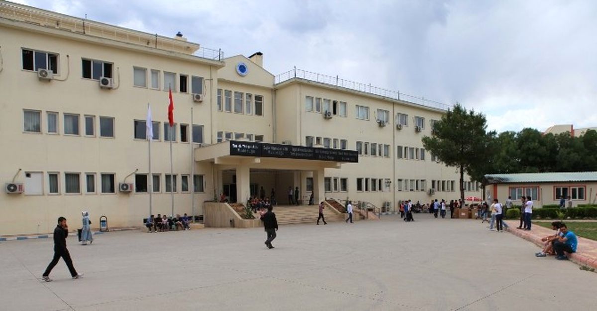 Batman Üniversitesi\'nde 6 Dekan İstifa Etti