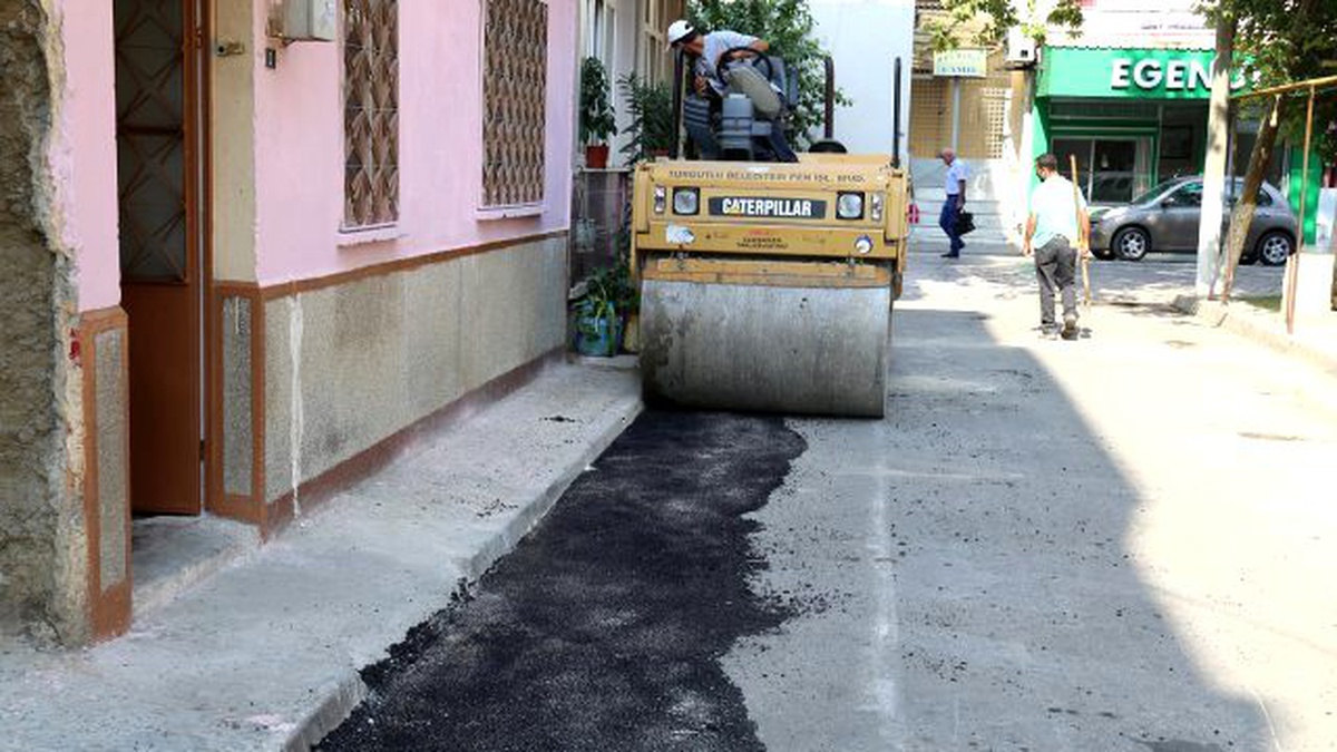 Belediyeden Kurtuluş Mahallesi Sokaklarına Neşter