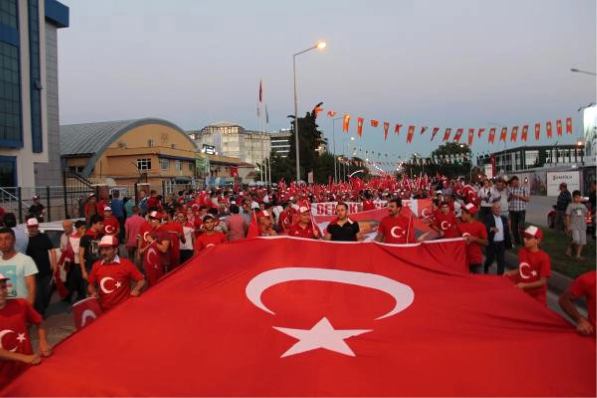 Demokrasi Yürüyüşünde Edirneliler Sokaklara Sığmadı