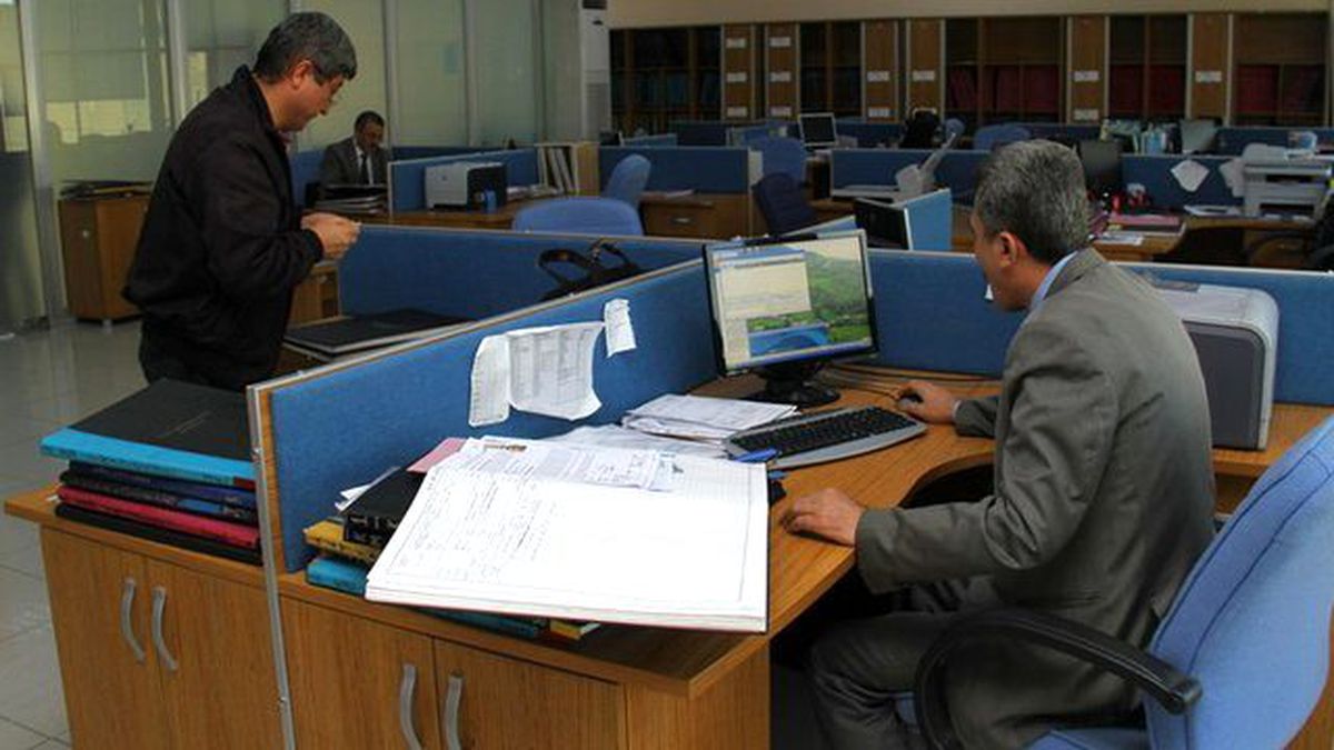 Enerji ve Gümrük Bakanlıklarında 484 Kişi Açığa Alındı