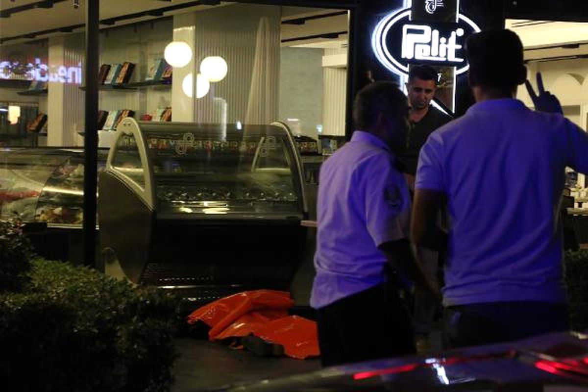 Etiler Silahlı Kavga: 3 Ölü