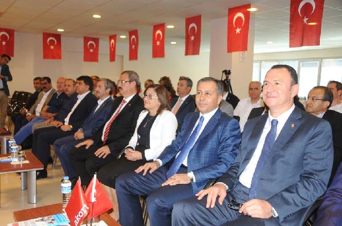 Gaziantep\'te Ayakkabı Fuarı Açıldı