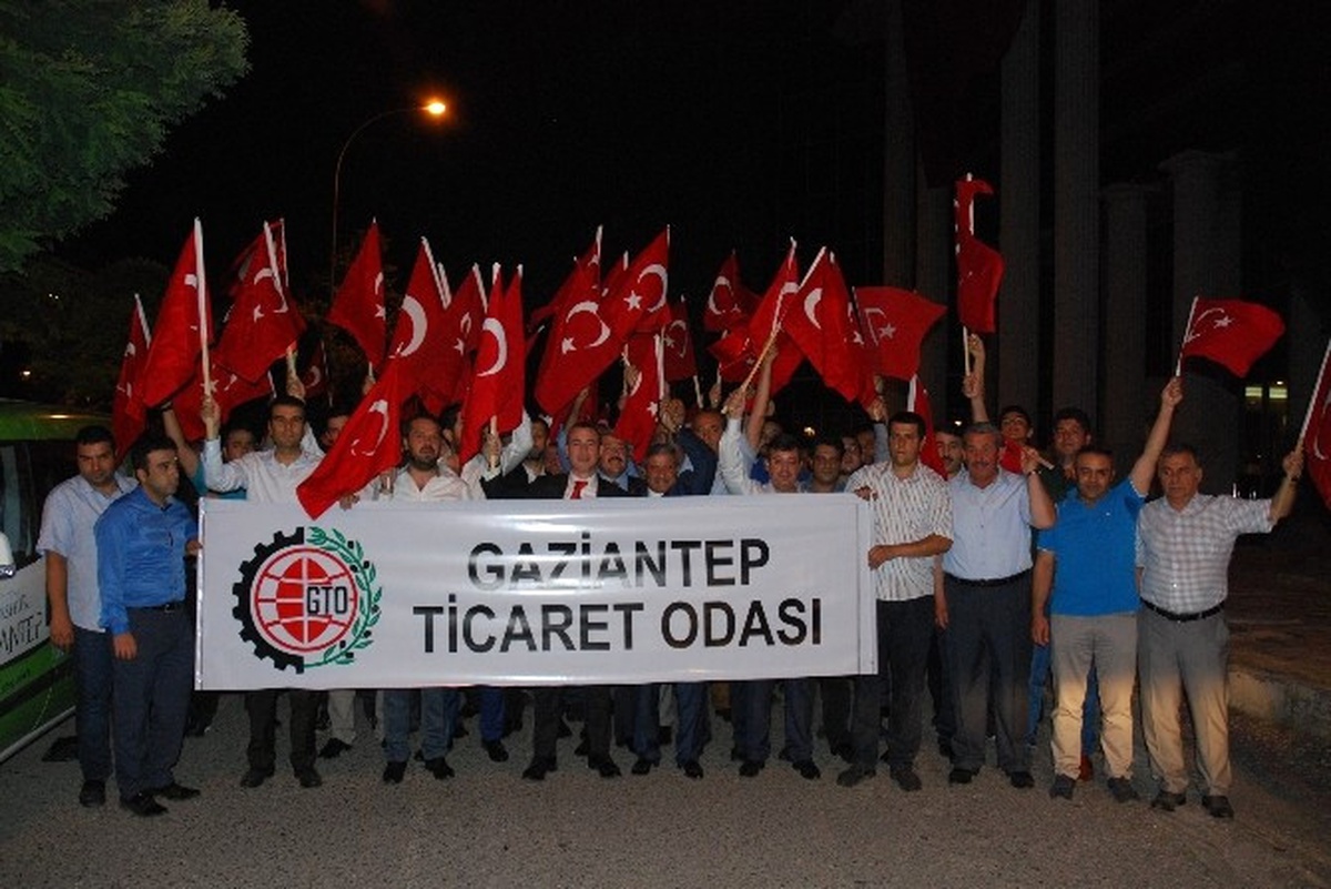 Gto, Demokrasi Nöbetine Katıldı