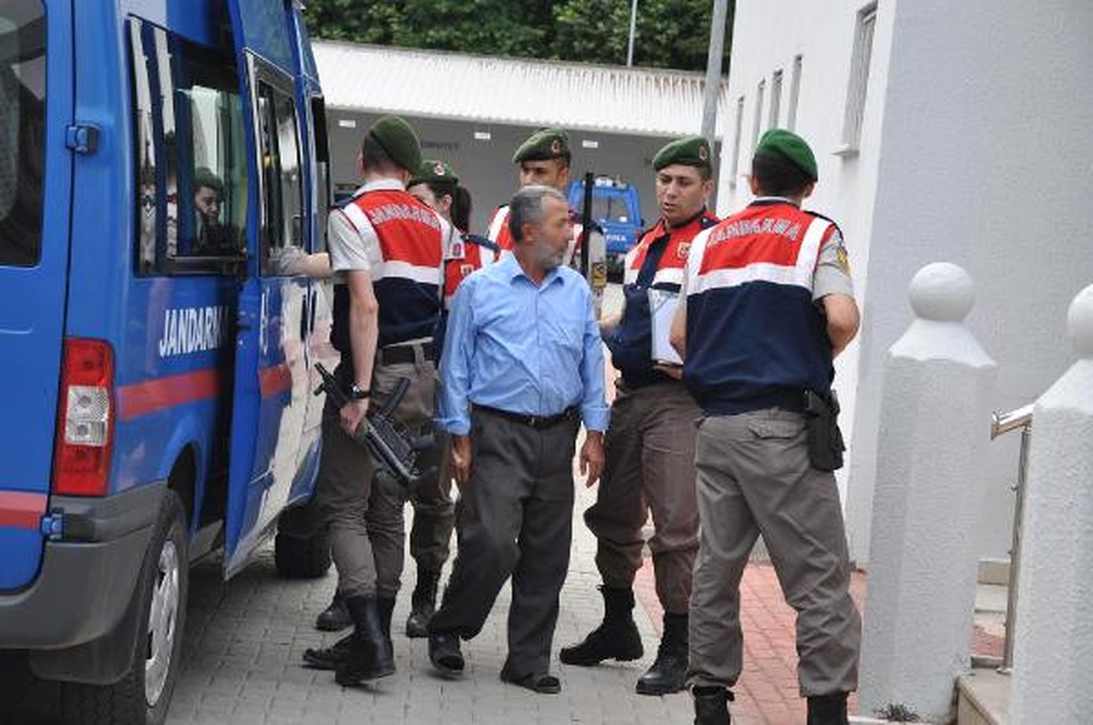 İnegöl\'de Fetö/pdy Operasyonu: 3 Gözaltına