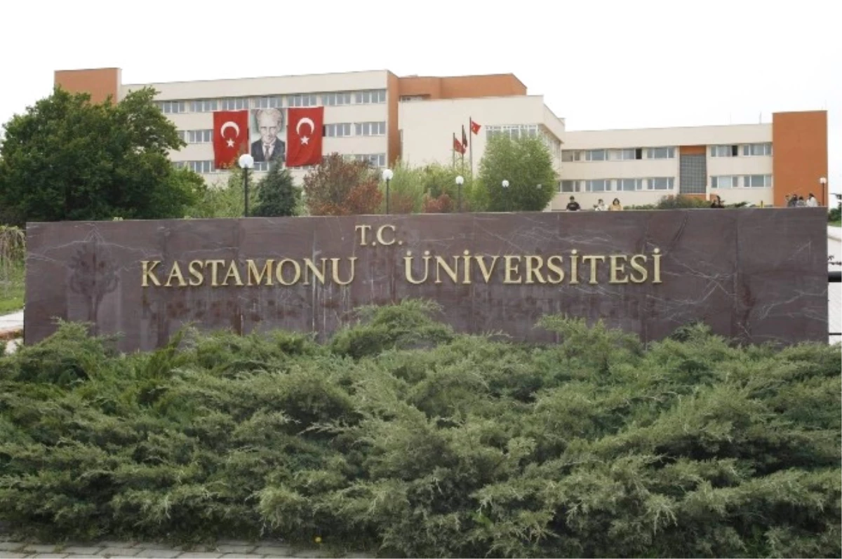 Kastamonu\'da 10 Dekan İstifasını Sundu