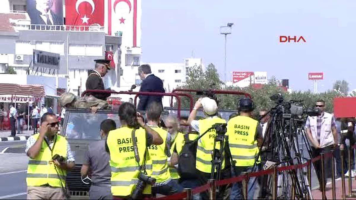 Kıbrıs Barış Harekatı\'nın 42. Yıl Dönümü Törenlerle Kutlanıyor
